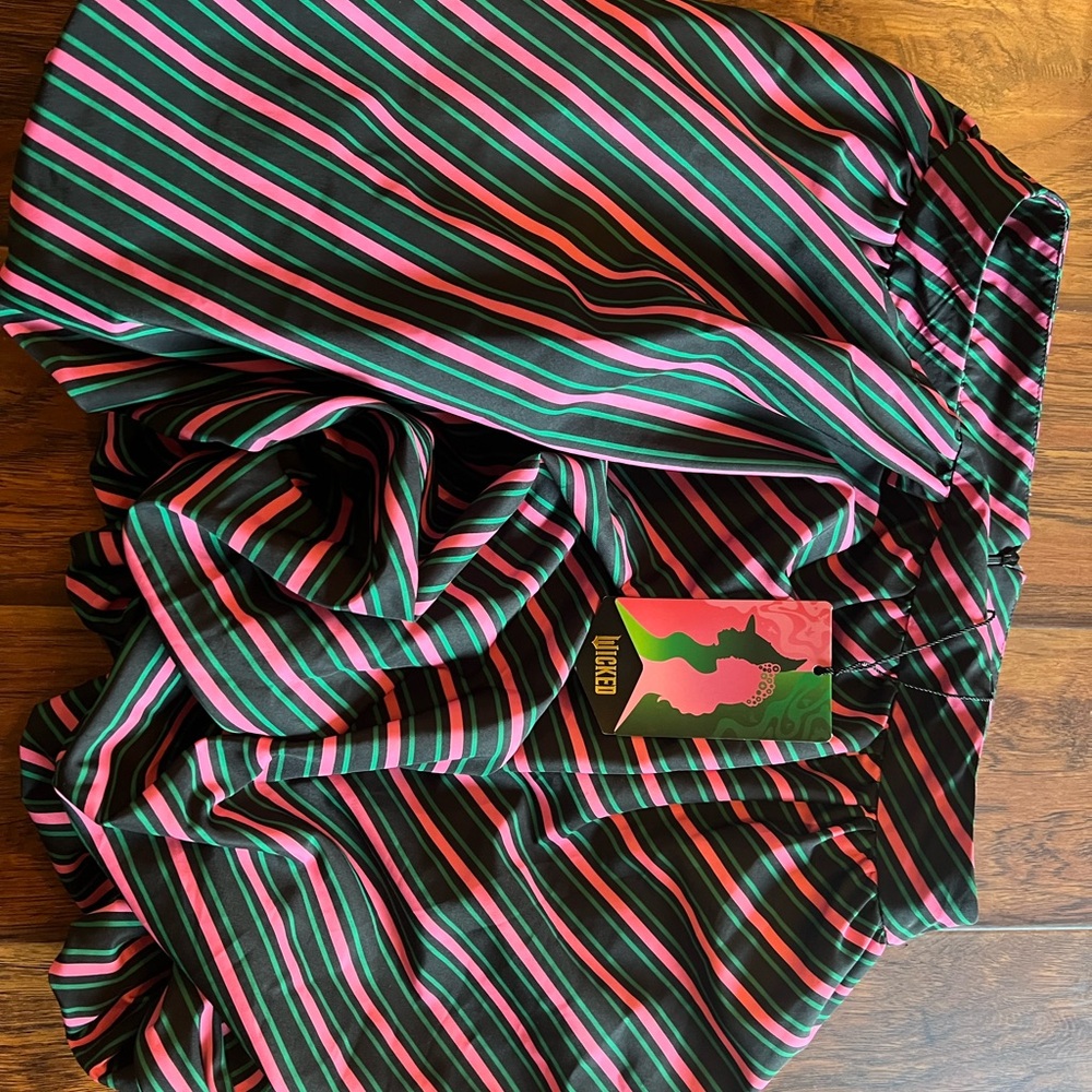 Chic Black and Green Skirt Shorts with Striking Stripes